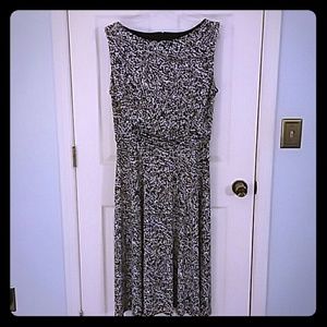 Black & white Jessica Howard dress